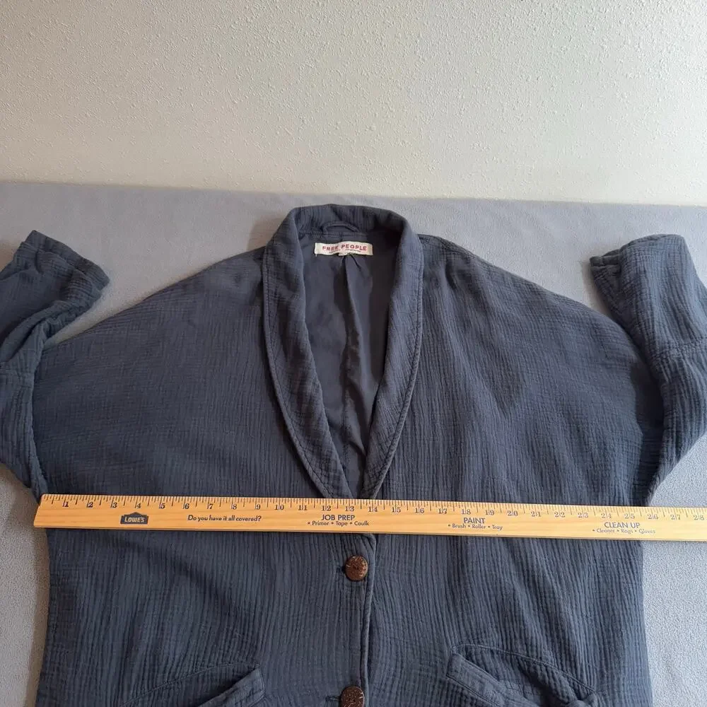 Free People Slouchy Button Front Dolman Cardigan Blazer Small‎ Crinkle Cotton